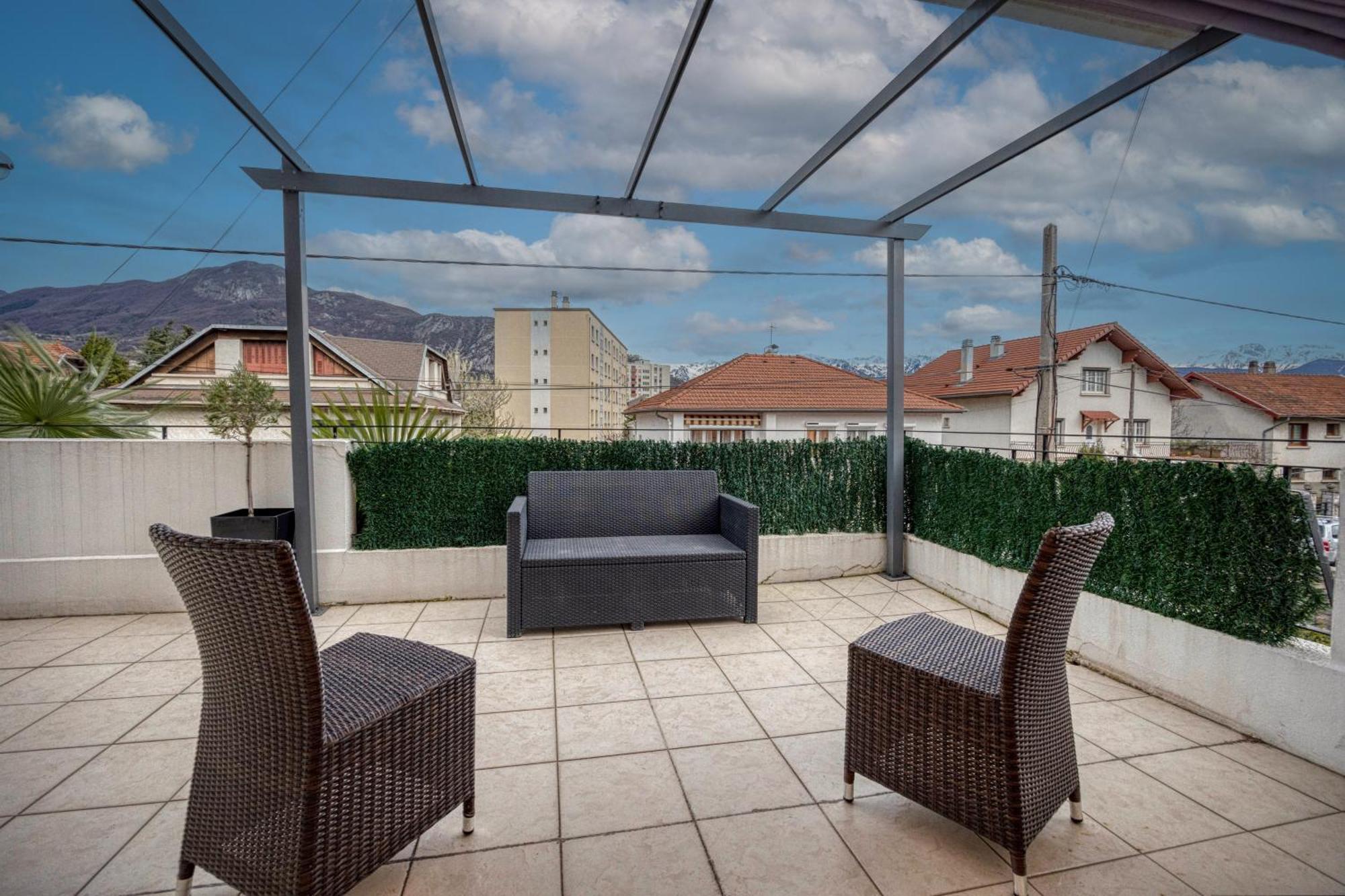 La Villa - Piscine / Karaoke / Jeux Фонтен Экстерьер фото